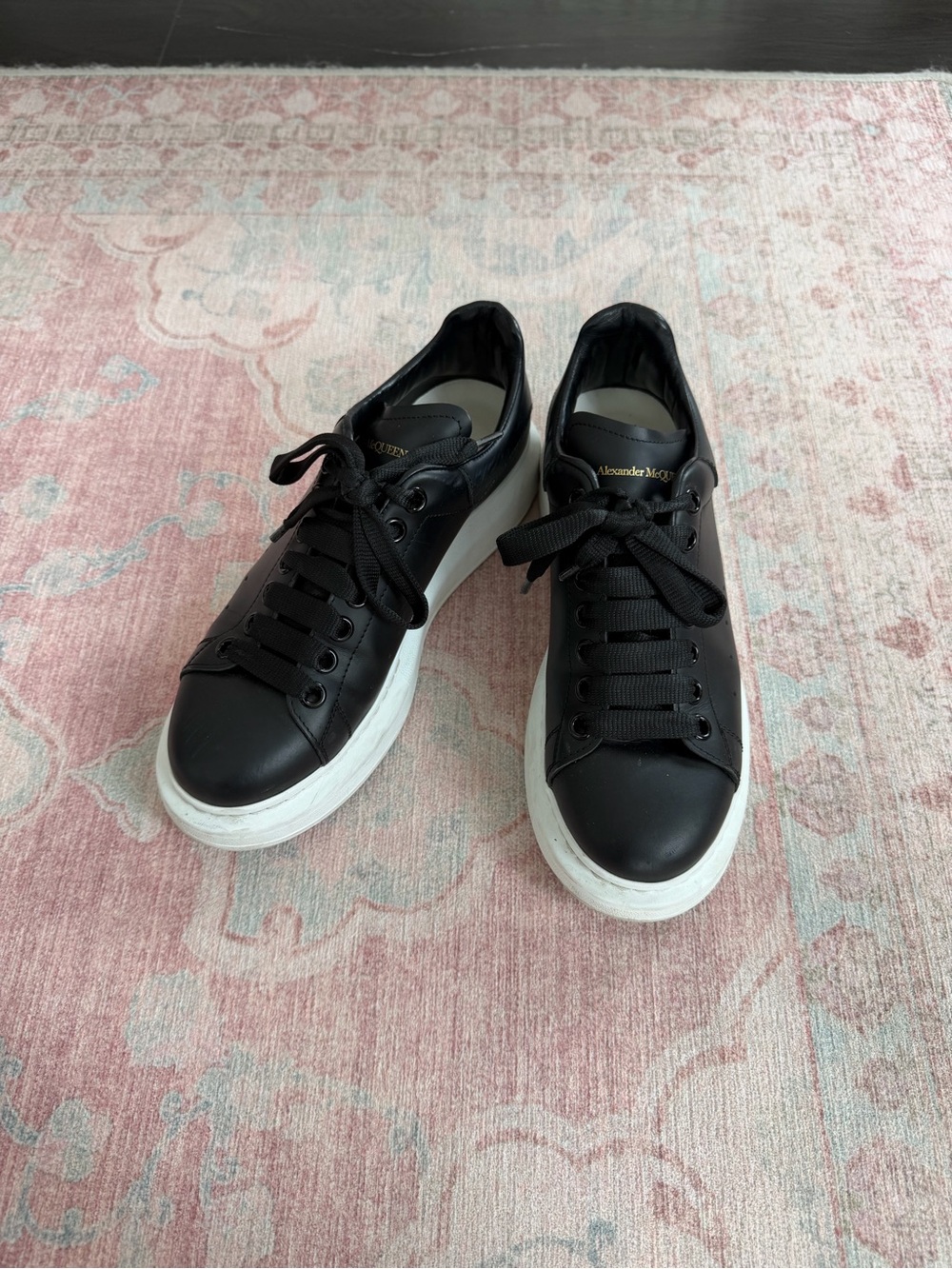 Alexander McQueen Black Leather Low-Top Sneakers with White Platform